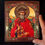 Икона деревянная "Святой князь Владимир" в подарок — фотография 2