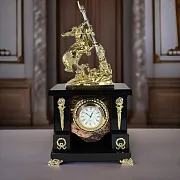 На память: Интерьерные часы «Георгий Победоносец» — фотография 1