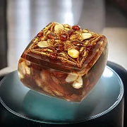 На память: Шкатулка из янтаря для мелочей — фотография 1