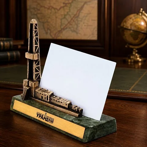 Визитница «Буровая» из бронзы со змеевиком — необычный подарок