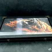 Нарды под стеклом «Лев» — оригинальный подарок — фотография 3
