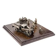 Диорама «Советская полевая кухня. Зима 1943 г.» из бронзы и ясеня, 1:35 — красивый подарок — фотография 5