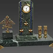 Подарочные часы «Погон» с гербом ВВС и подставками — фотография 2