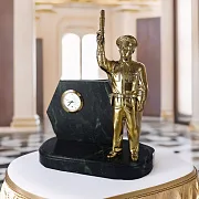 Часы «Инспектор ГИБДД» с фигурой в подарок — фотография 1